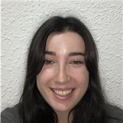 Profesora agradable y con buena mano para los niños. Me considero apta para todas las materias de la ESO